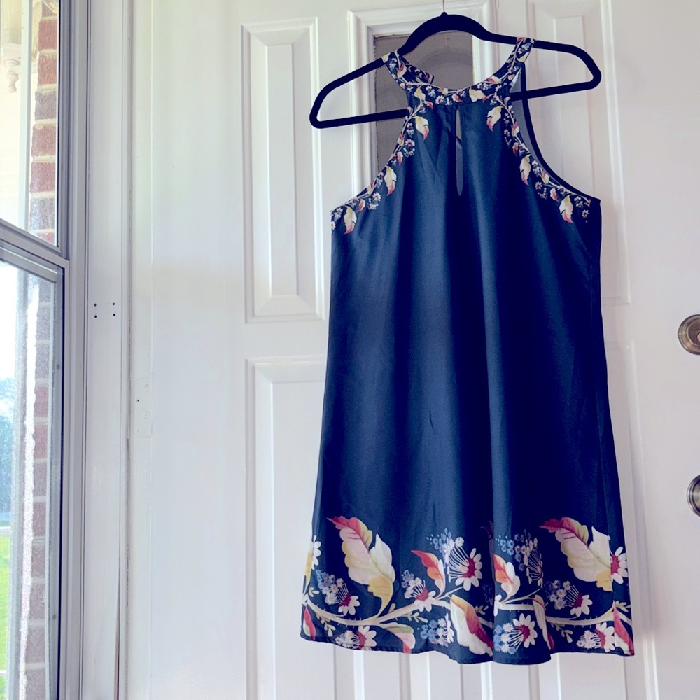 Shein Medium Floral Sleeveless Dress in Navy Blue - Picture 3 of 9